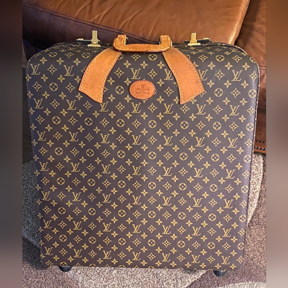 Louis Vuitton Vintage suitcase